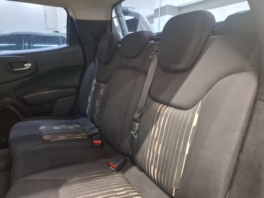 fiat toro 2.4 16v multiair flex freedom at9 4p automatico 201712