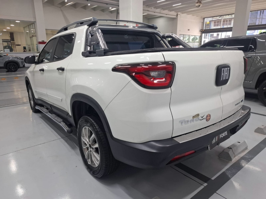 fiat toro 2.4 16v multiair flex freedom at9 4p automatico 201715