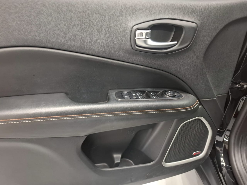 jeep compass 2.0 16v diesel longitude 4x4 automatico 4p 20217