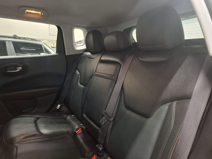 jeep compass 2.0 16v diesel longitude 4x4 automatico 4p 202112