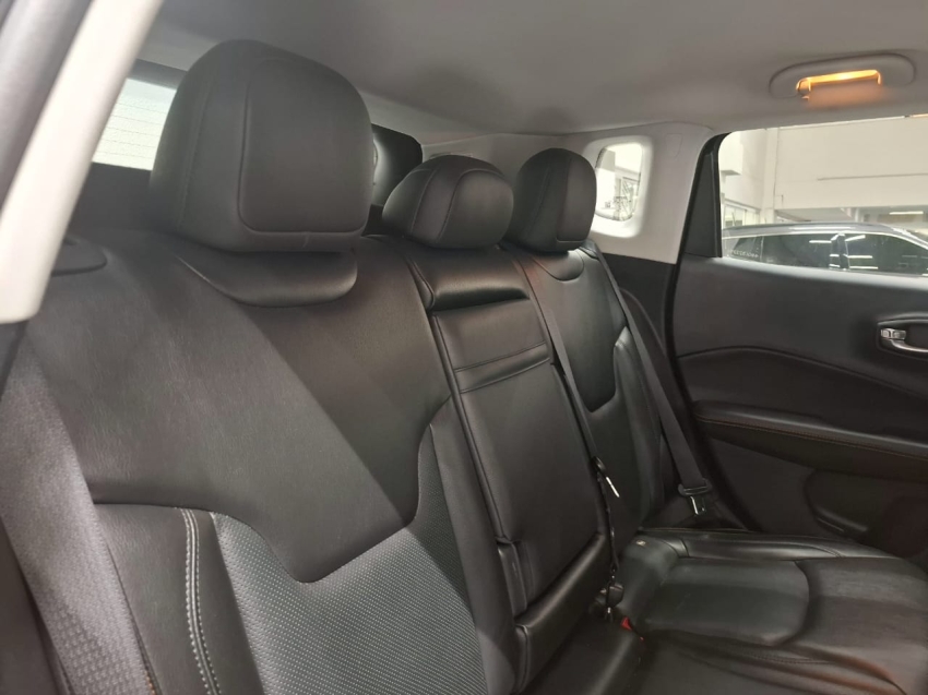 jeep compass 2.0 16v diesel longitude 4x4 automatico 4p 202111