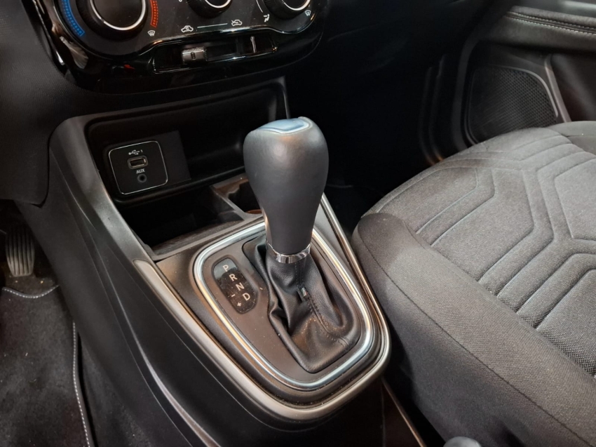 fiat strada 1.3 firefly flex volcano cd cvt 4p automatico 20256