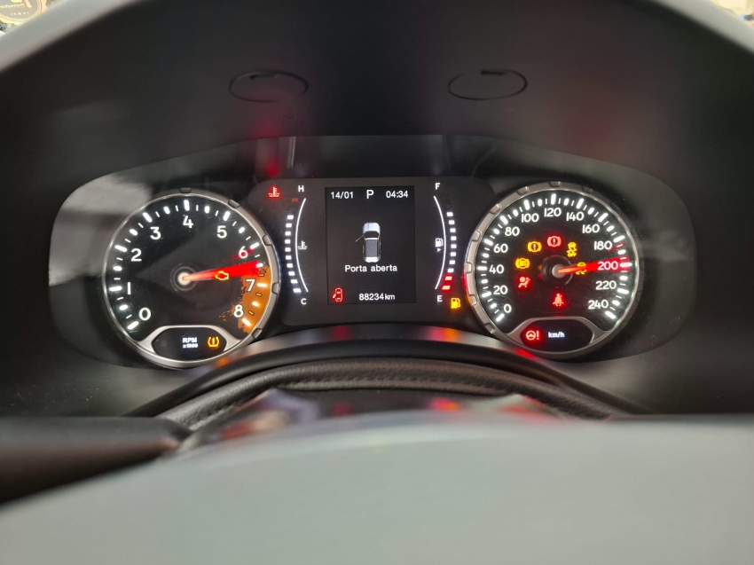 jeep renegade 1.8 16v flex longitude 4p automatico 20178
