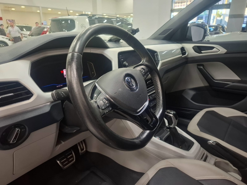 volkswagen t-cross 1.4 250 tsi total flex highline automatico 4p 20205