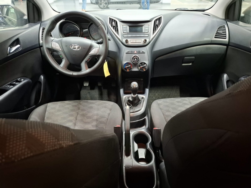 hyundai hb20 1.6 comfort plus 16v flex 4p automatico manual 201610
