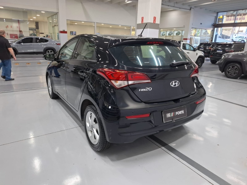 hyundai hb20 1.6 comfort plus 16v flex 4p automatico manual 201615