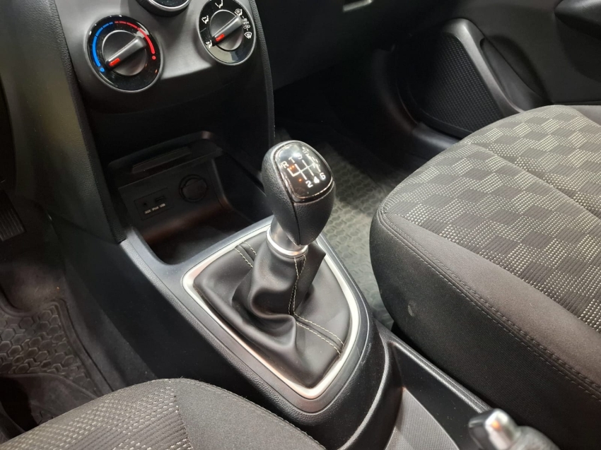 hyundai hb20 1.6 comfort plus 16v flex 4p automatico manual 20166