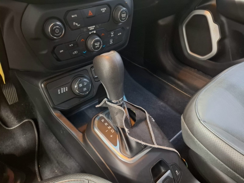 jeep renegade 2.0 16v turbo diesel longitude 4p 4x4 automatico 20216