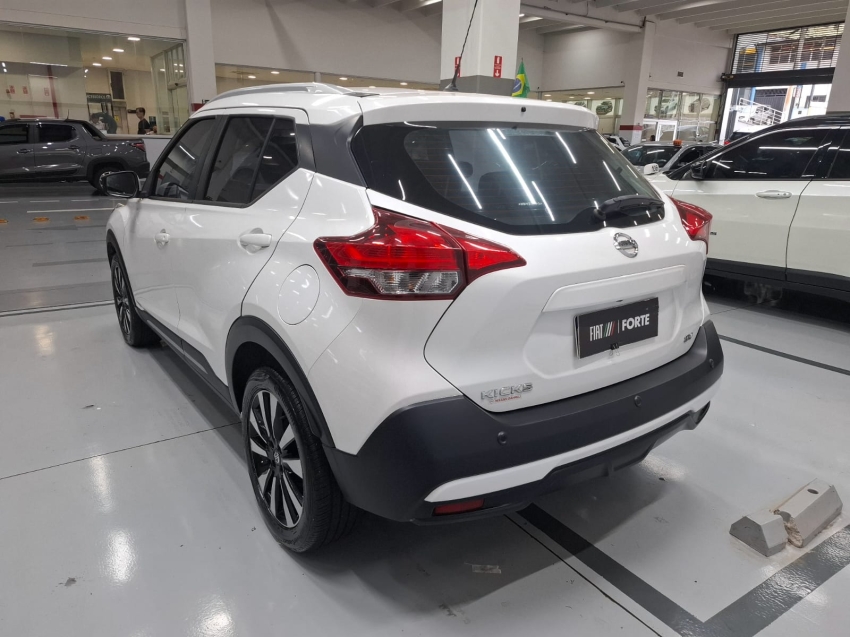 nissan kicks 1.6 16v flexstart sv 4p xtronic flex automatico 202115