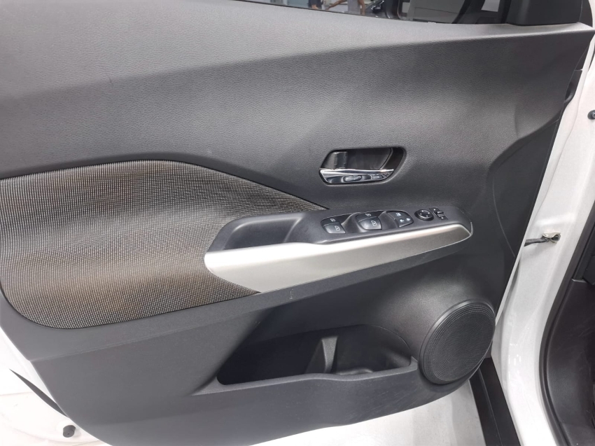 nissan kicks 1.6 16v flexstart sv 4p xtronic flex automatico 20217