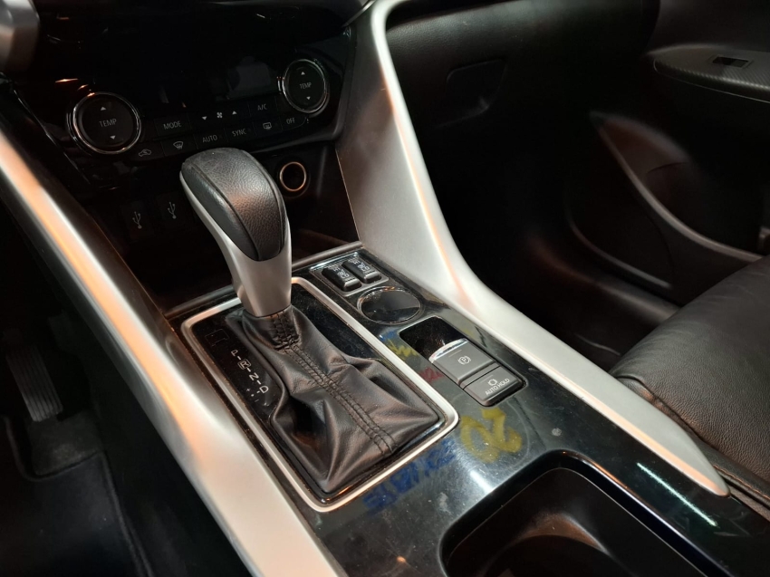 mitsubishi eclipse cross 1.5 mivec turbo gasolina hpe cvt 4p automatico 20206