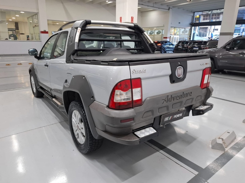 fiat strada 1.8 mpi adventure cd 16v flex 2p manual 201215