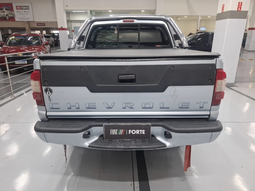 chevrolet s10 2.4 advantage 4x2 cd 8v flex 4p manual diesel 201113