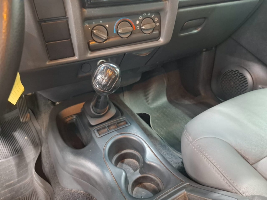 chevrolet s10 2.4 advantage 4x2 cd 8v flex 4p manual diesel 20115