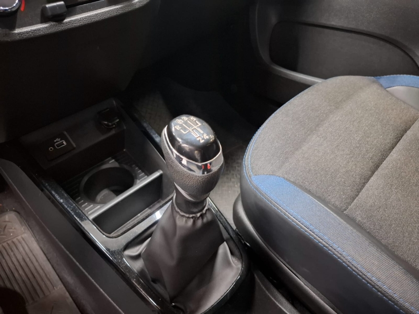 renault kwid 1.0 12v sce flex intense manual 4p 20236