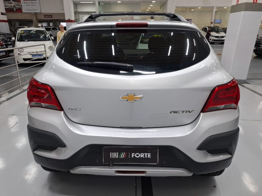 chevrolet onix 1.4 mpfi activ 8v flex 4p manual 201814