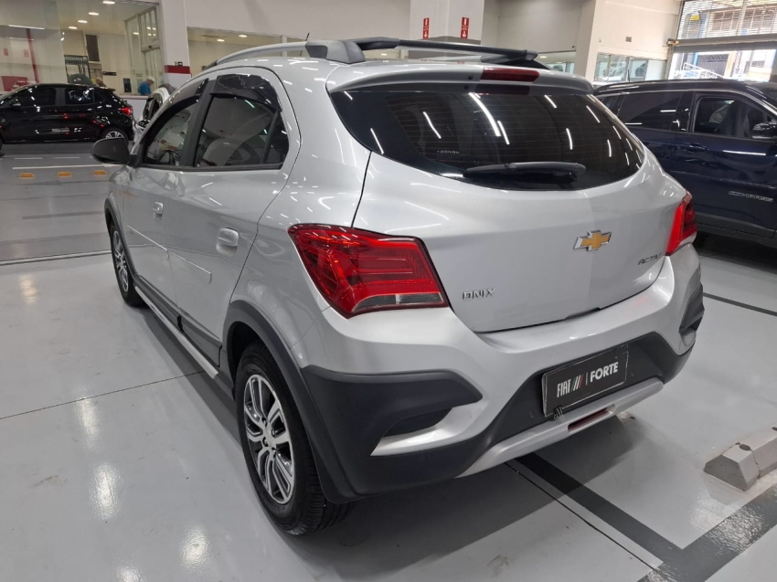 chevrolet onix 1.4 mpfi activ 8v flex 4p manual 201815