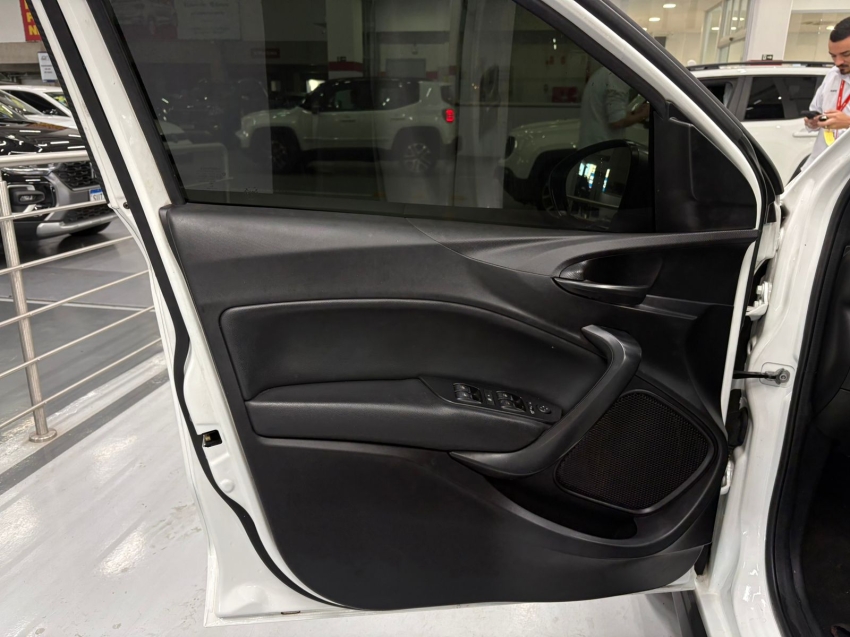 fiat argo 1.8 e.torq flex hgt at6 4p automatico 20189