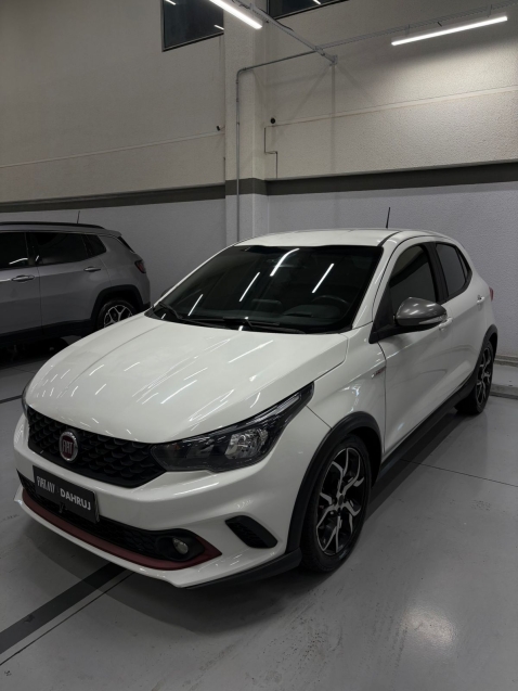 fiat argo 1.8 e.torq flex hgt at6 4p automatico 20181