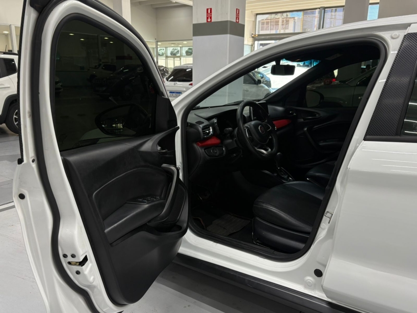 fiat argo 1.8 e.torq flex hgt at6 4p automatico 20186