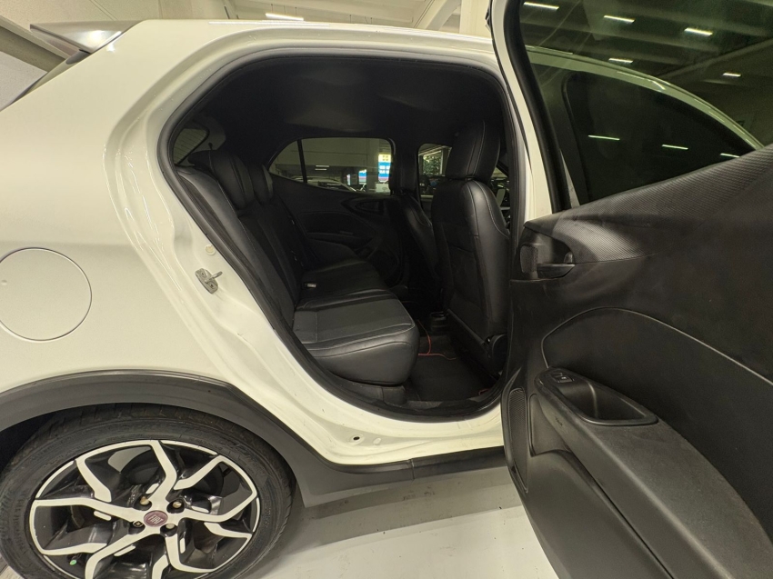 fiat argo 1.8 e.torq flex hgt at6 4p automatico 201811