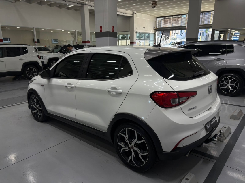 fiat argo 1.8 e.torq flex hgt at6 4p automatico 201815