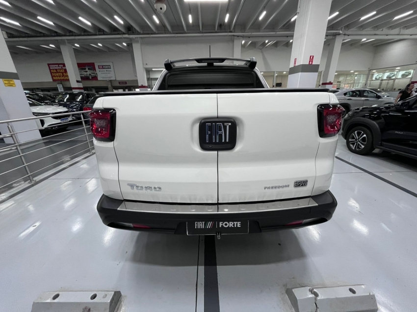 fiat toro 1.3 turbo 270 flex freedom at6 4p automatico 202414