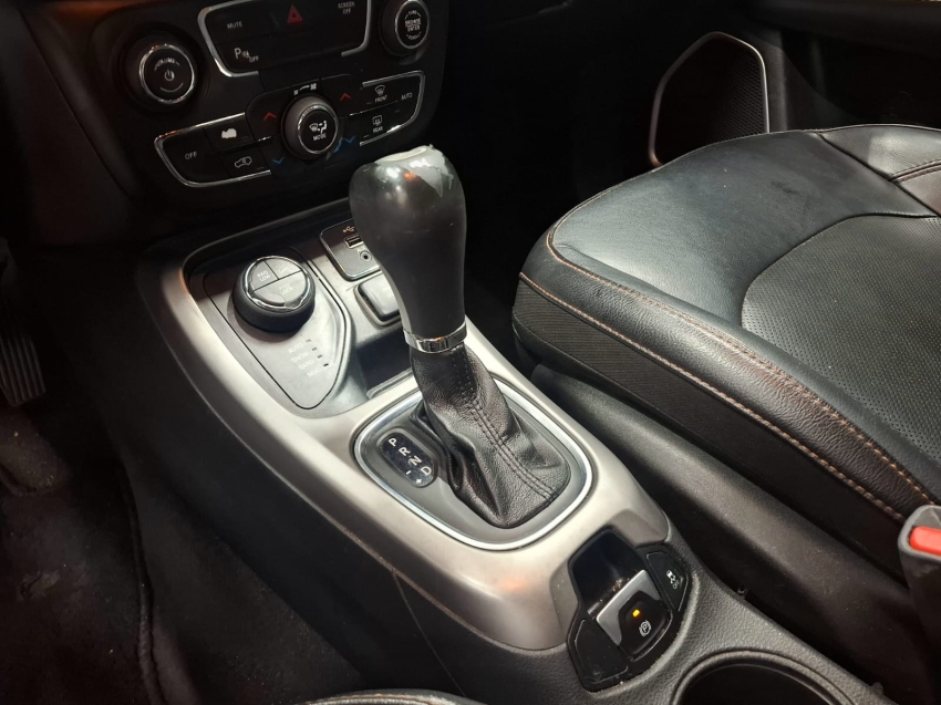 jeep compass 2.0 16v diesel longitude 4x4 automatico 4p 20196