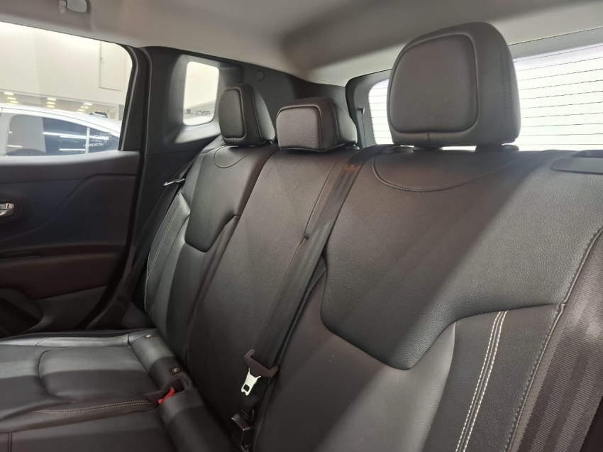 jeep renegade 1.8 16v flex sport 4p automatico 202012