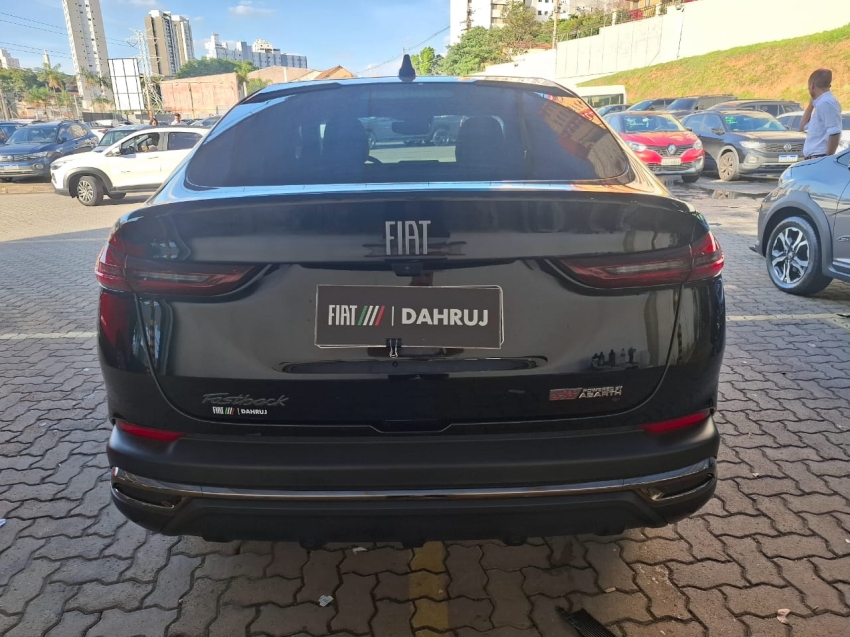 fiat fastback 1.3 turbo 270 flex limited edition at6 4p automatico 202314