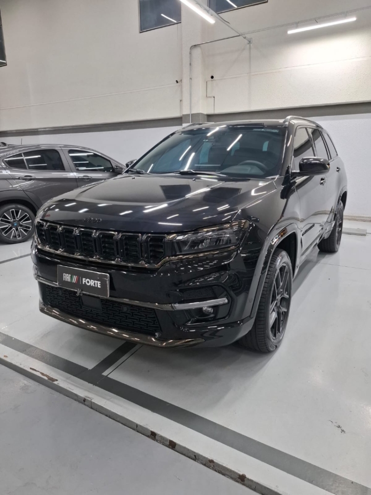 jeep commander 2.0 hurricane 4 turbo gasolina blackhawk at9 4p automatico 2025