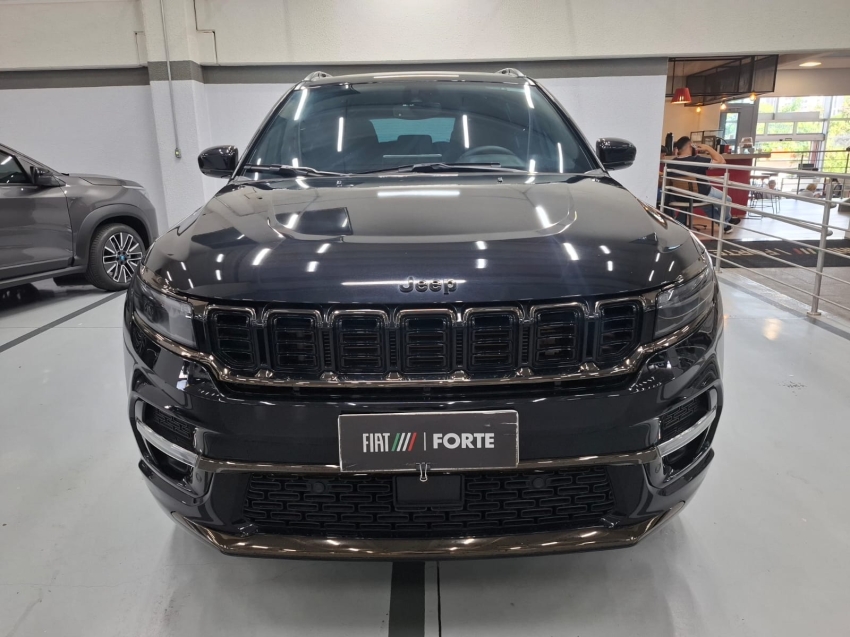 jeep commander 2.0 hurricane 4 turbo gasolina blackhawk at9 4p automatico 20252