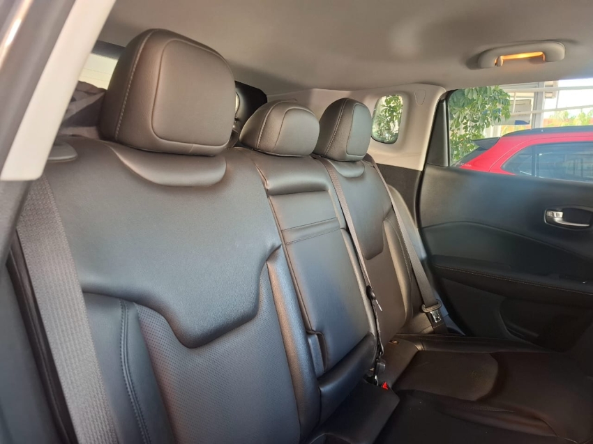 jeep compass 2.0 16v flex longitude automatico 4p 202111