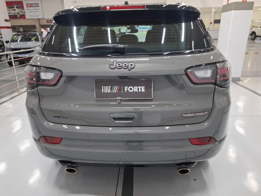 jeep compass 2.0 hurricane 4 turbo gasolina blackhawk at9 4p automatico 202514