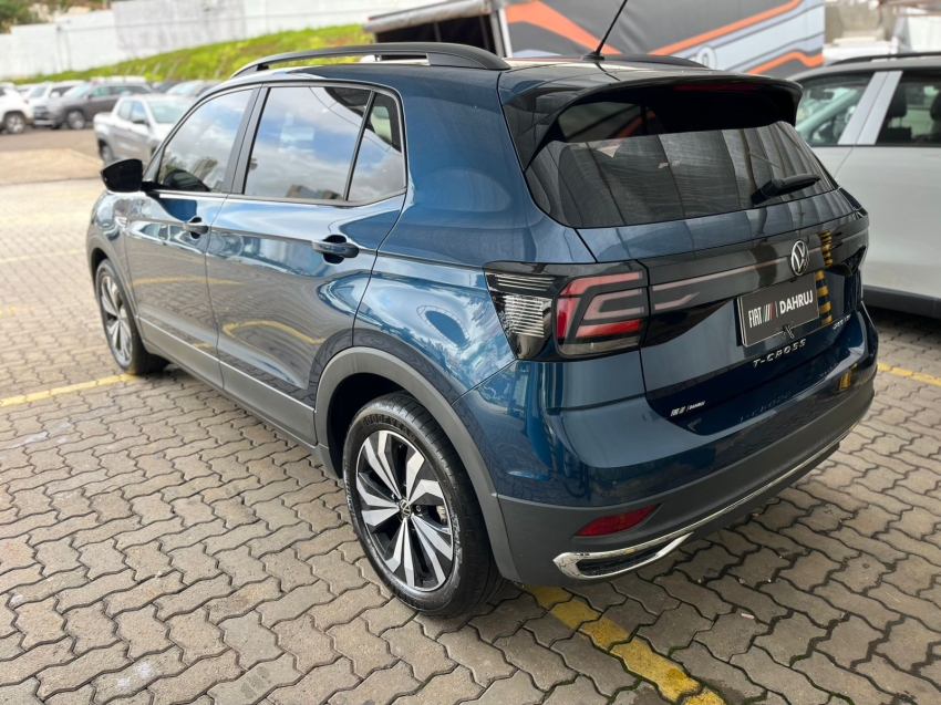 volkswagen t-cross 1.0 200 tsi total flex comfortline automatico 4p 202315
