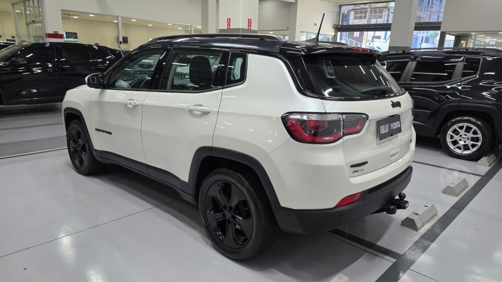 jeep compass 2.0 16v flex longitude automatico 4p 202015