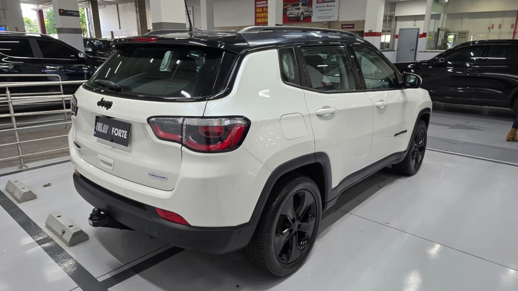 jeep compass 2.0 16v flex longitude automatico 4p 202013