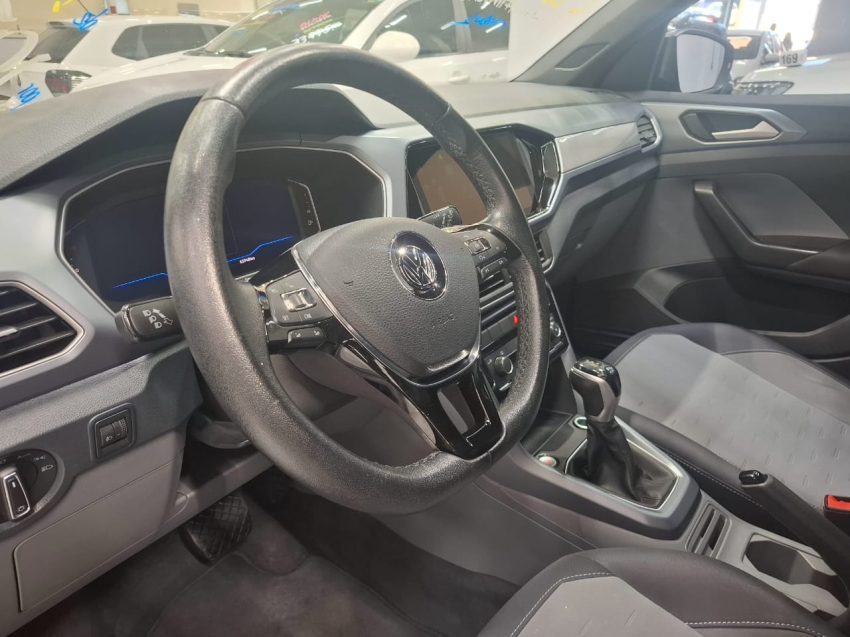 volkswagen t-cross 1.0 200 tsi total flex comfortline automatico 4p 20215