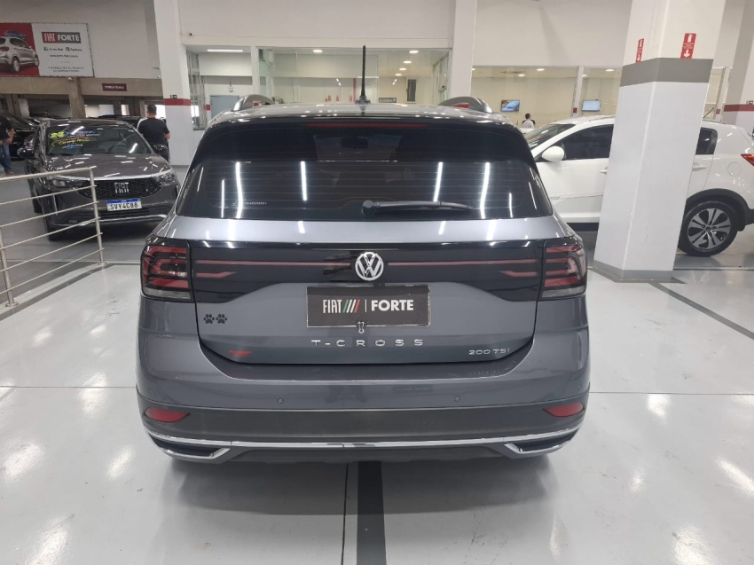 volkswagen t-cross 1.0 200 tsi total flex comfortline automatico 4p 202114