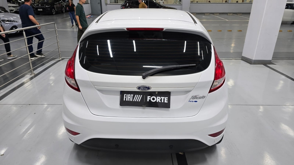 ford fiesta 1.6 se hatch 16v flex 4p manual 201714