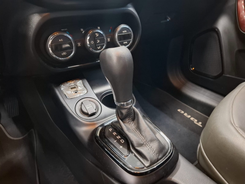 fiat toro 1.8 16v evo flex freedom at6 1.3 4p automatico 20196