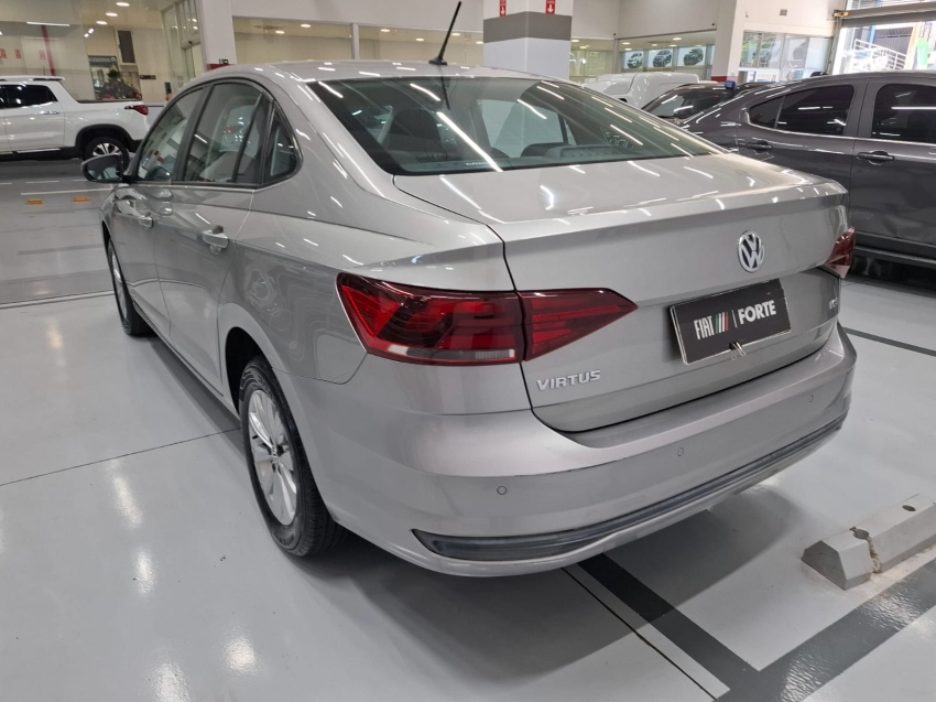 volkswagen virtus 1.6 msi total flex manual 4p automatico 202015