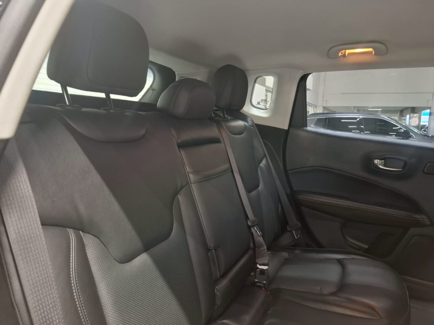 jeep compass 2.0 16v flex longitude automatico 4p 202011