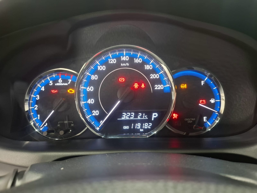 toyota yaris 1.3 16v flex xl plus tech multidrive 4p automatico 20198