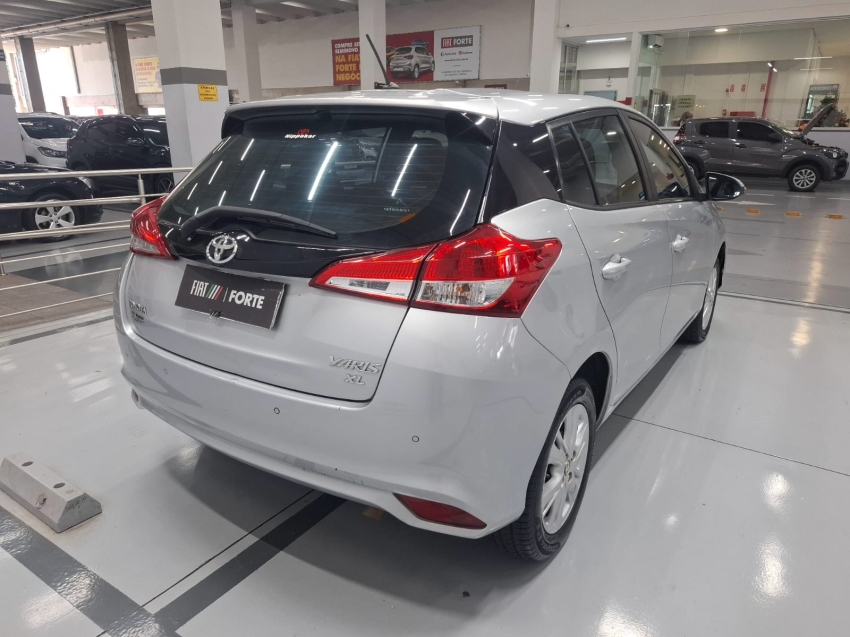 toyota yaris 1.3 16v flex xl plus tech multidrive 4p automatico 201913