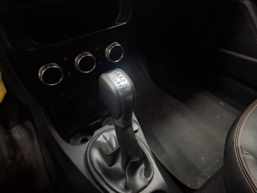 renault oroch 1.3 tce flex outsider x-tronic 4p automatico 20236