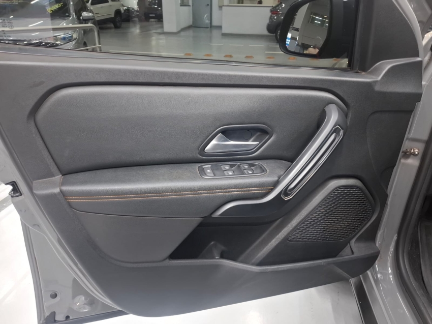 renault oroch 1.3 tce flex outsider x-tronic 4p automatico 20237