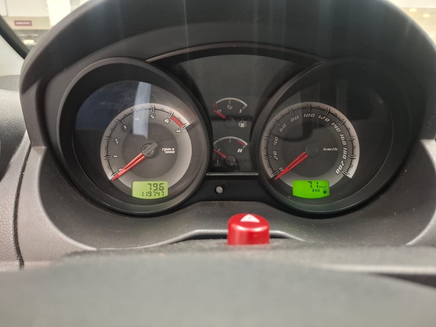 ford fiesta 1.6 mpi class hatch 8v flex 4p manual 20138