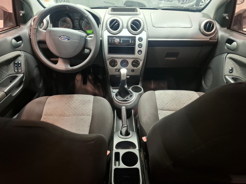 ford fiesta 1.6 mpi class hatch 8v flex 4p manual 201310