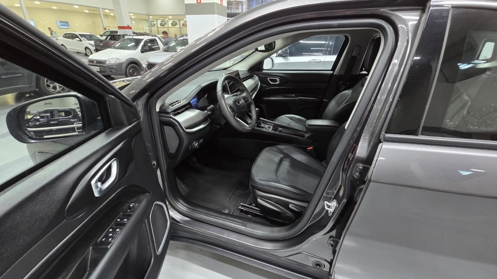 jeep compass 1.3 t270 turbo flex longitude at6 4p automatico 20226